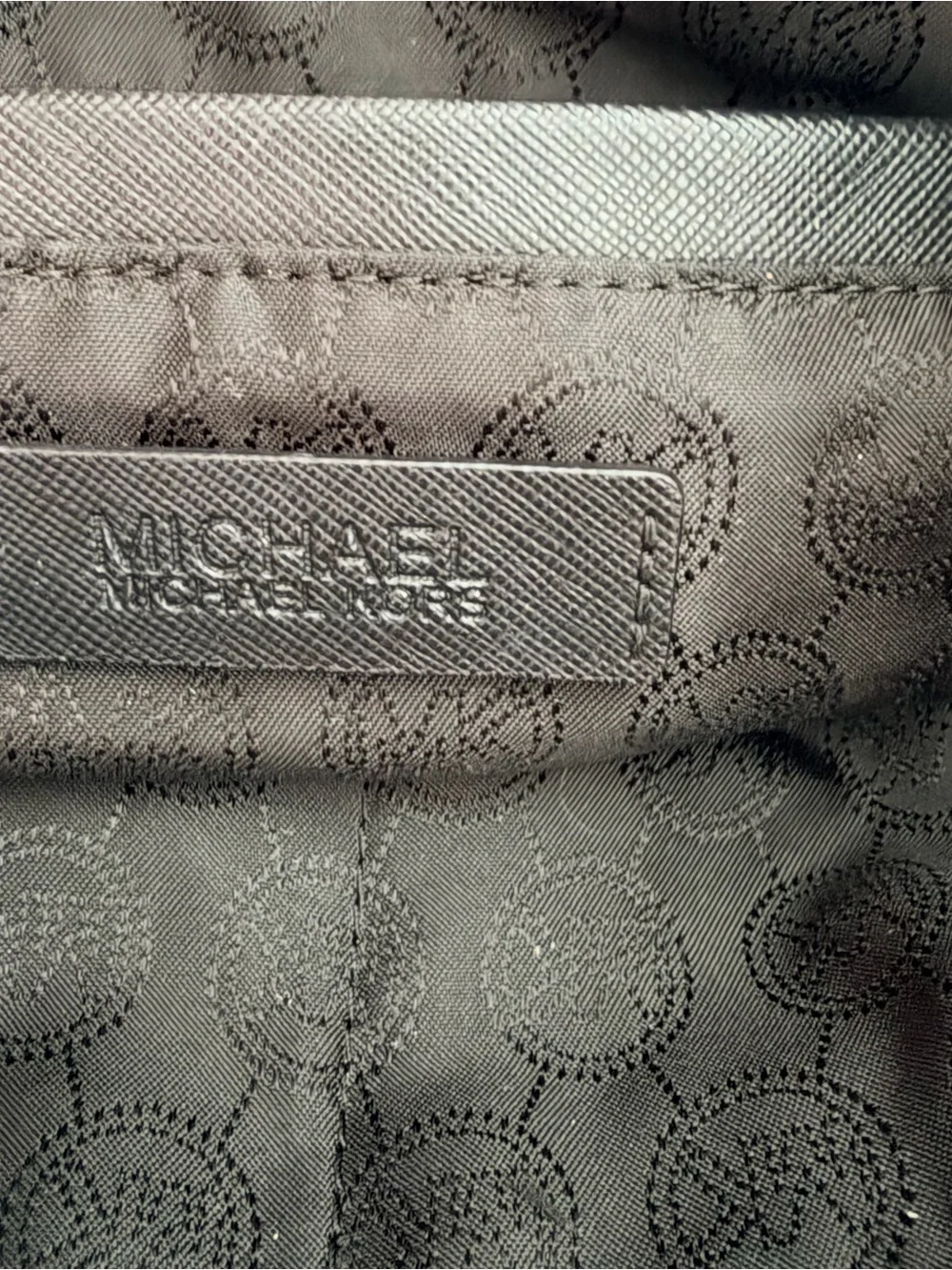 Michael Kors Kempton Pocket Tote | Monogram Tan Black Gold